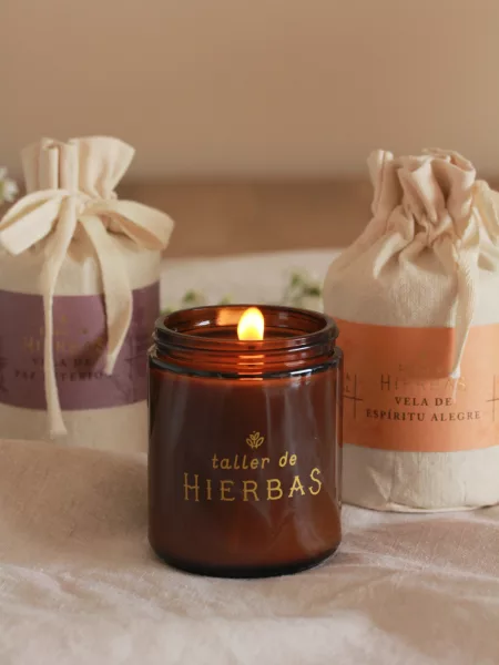 Taller de hierbas velas vegetales artesanales regalos colombianos para aries