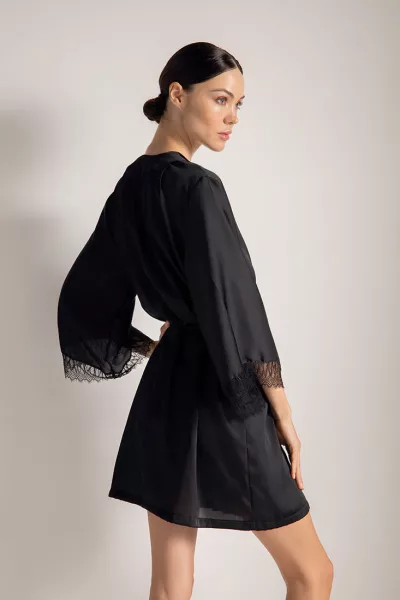 Kimono Satín y encaje Touche | Encuentra Regalos colombianos para tauro