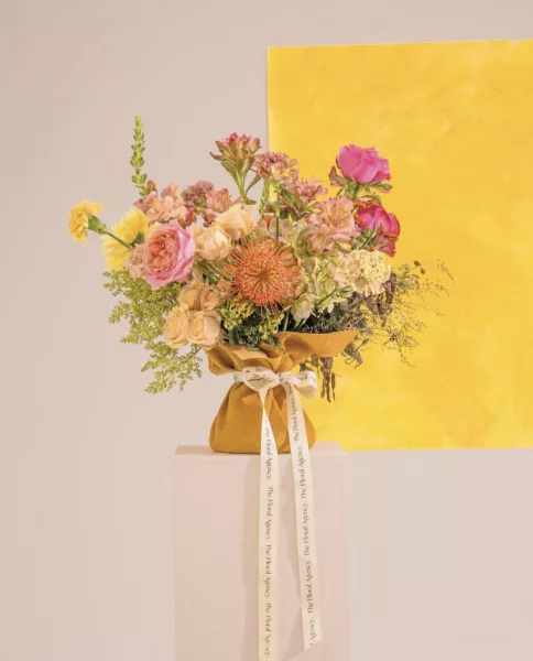 Ora Floral agency arreglos florales en Colombia